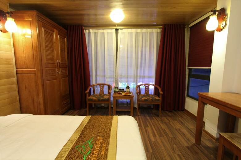 Hostal Himalaya Hostel & Room
