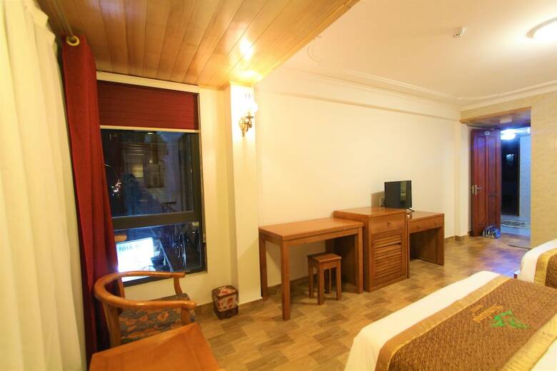 Hostal Himalaya Hostel & Room