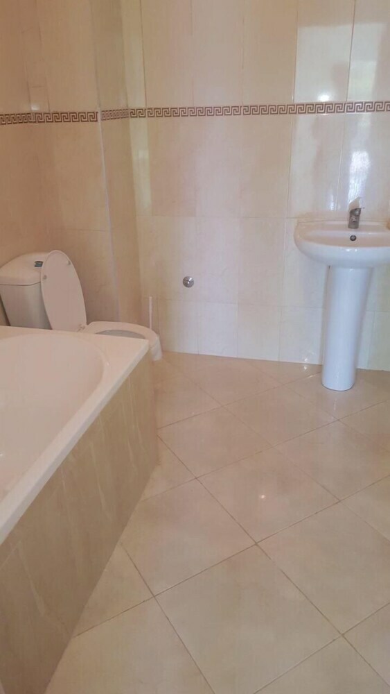 Villa 240m2 Piscine Priv�e Vue Mer Plage