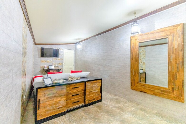 Hotel Oyo 750 Baan Suan Ampond