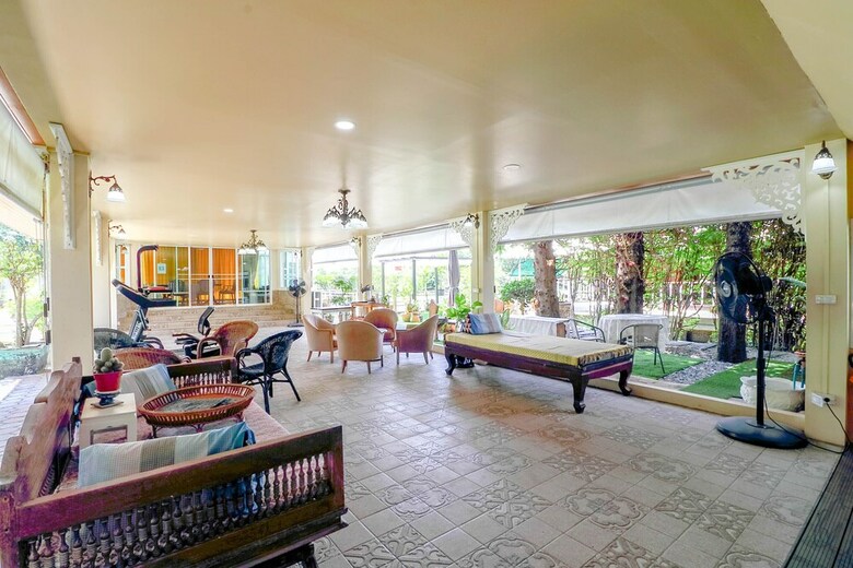 Hotel Oyo 750 Baan Suan Ampond