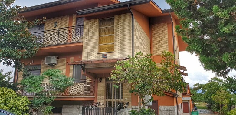 Hotel B&B Ricci By Holidayngo