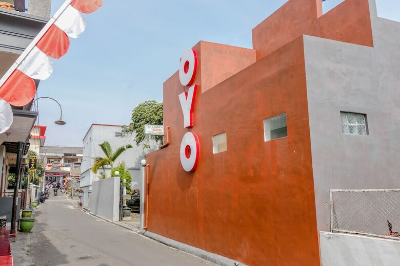 Hotel Oyo 1028 Garuda Residence