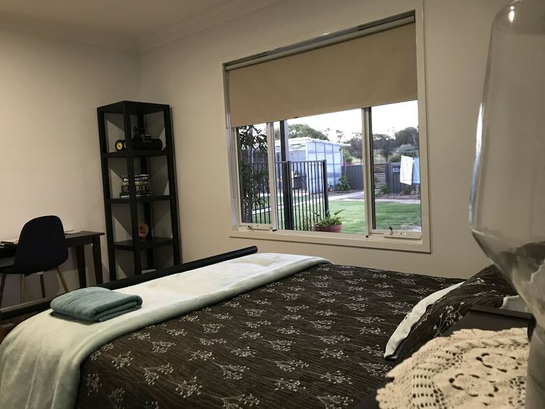 Apartamentos The Mains Guest House