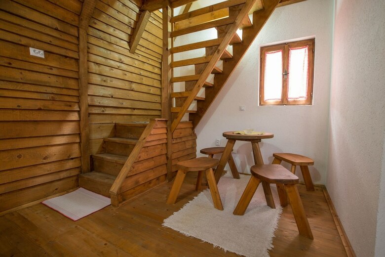 Hotel Etno Selo Vojnik