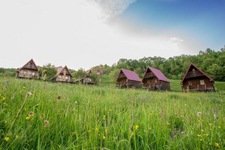 Hotel Etno Selo Vojnik