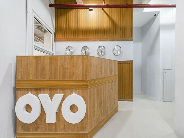 Oyo 515 Finnex Hotel