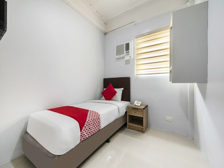 Oyo 515 Finnex Hotel