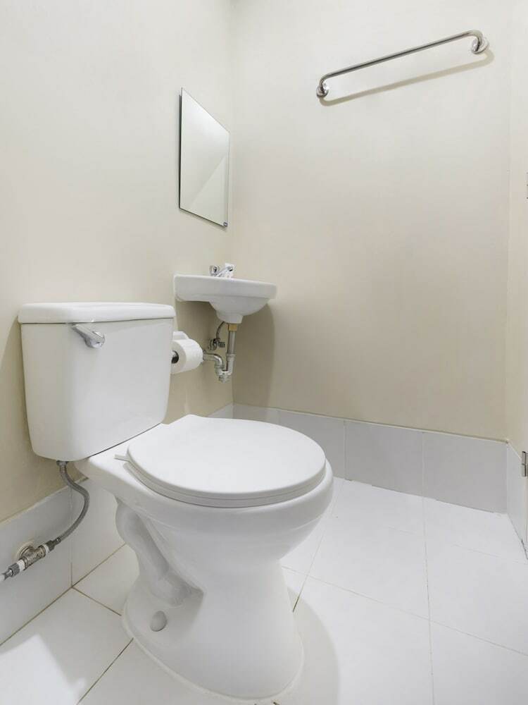 Oyo 515 Finnex Hotel