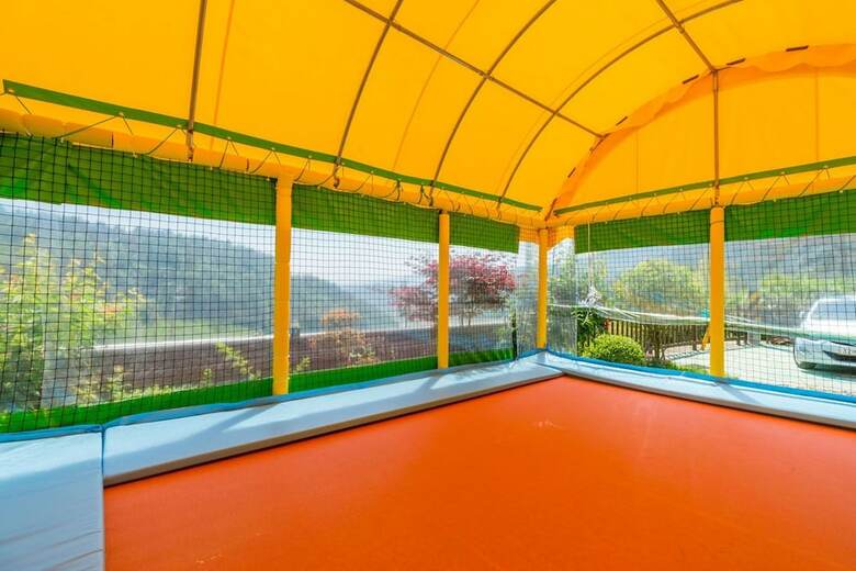 Goseong Sunshine Home Pension
