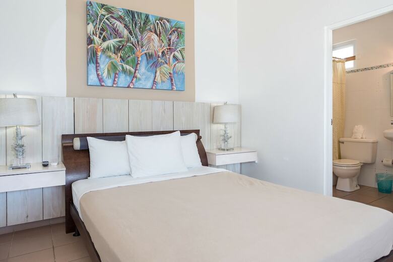 Bed & Breakfast Tres Palmas Inn
