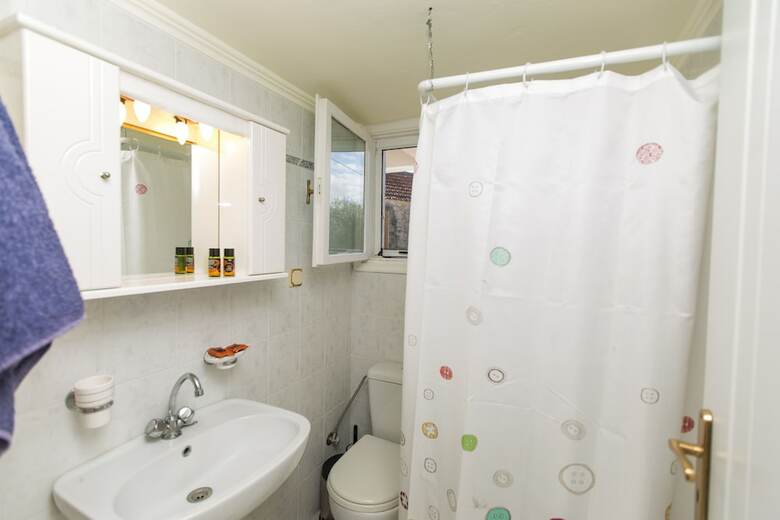 Artos Apartments