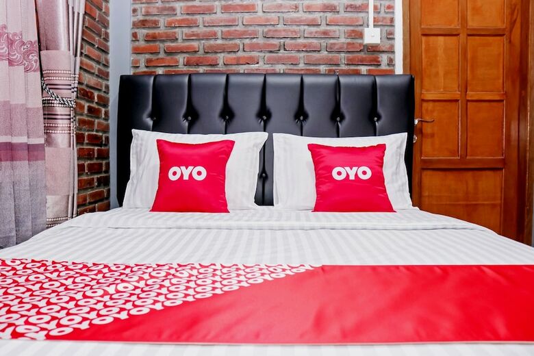 Hotel Oyo 2868 Mustika Villa