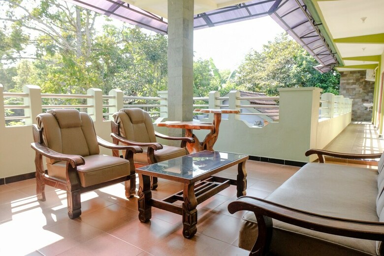Hostal Griya Kinanthi Family