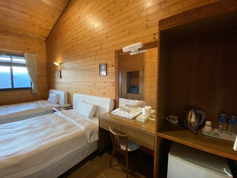 Hotel Cloud Falls Resort