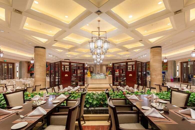 Hotel Yourworld International Conference Center