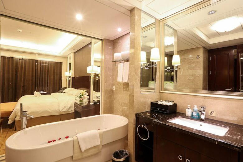 Hotel Yourworld International Conference Center