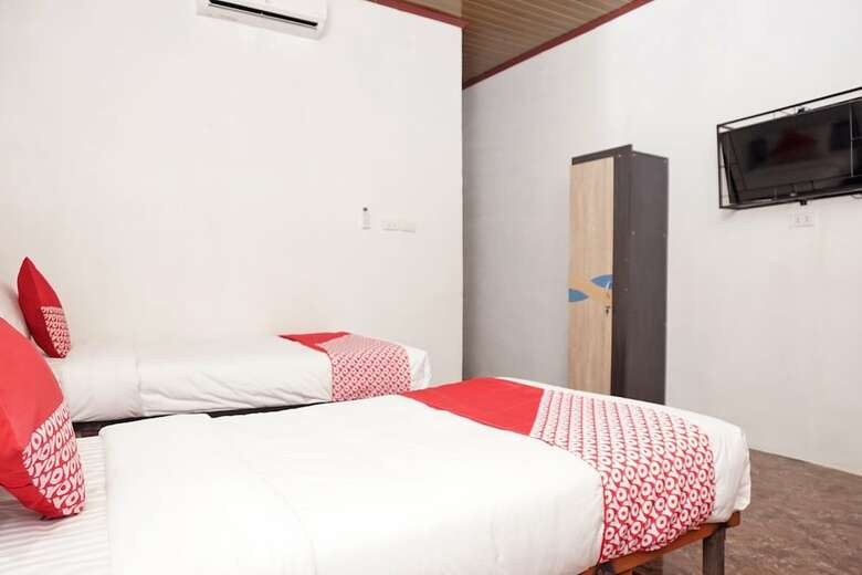 Oyo 2410 Intan Hotel