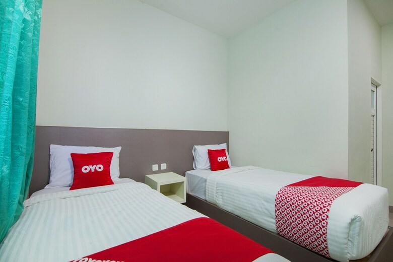 Oyo 2382 Wisata Hotel