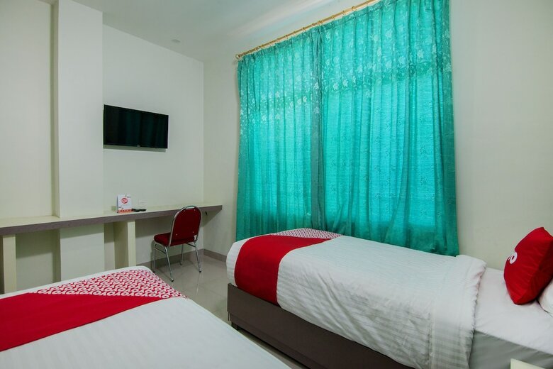 Oyo 2382 Wisata Hotel