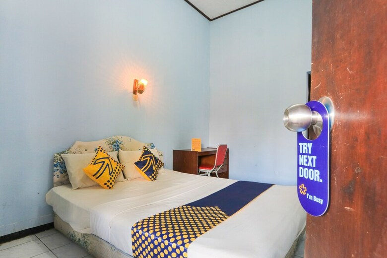 Hostal Spot On 2465 Hotel Raung View