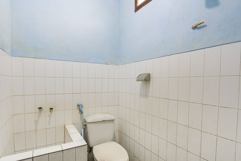 Hostal Spot On 2465 Hotel Raung View