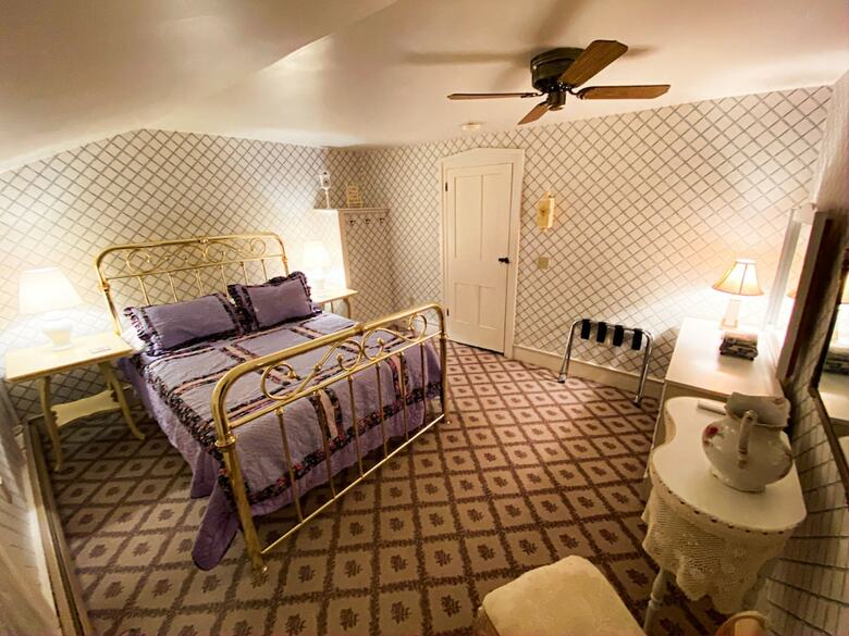 Bed & Breakfast Butler House At The Cherry Creek Inn