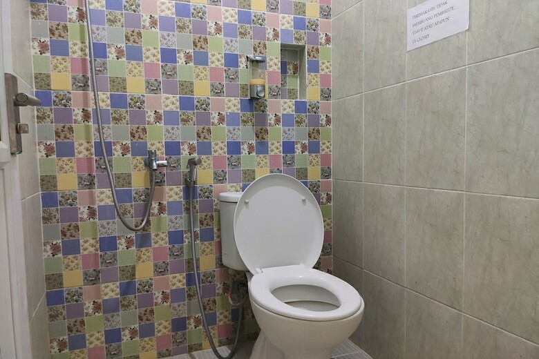 Hostal Spot On 2789 Omah Jenitra Syariah