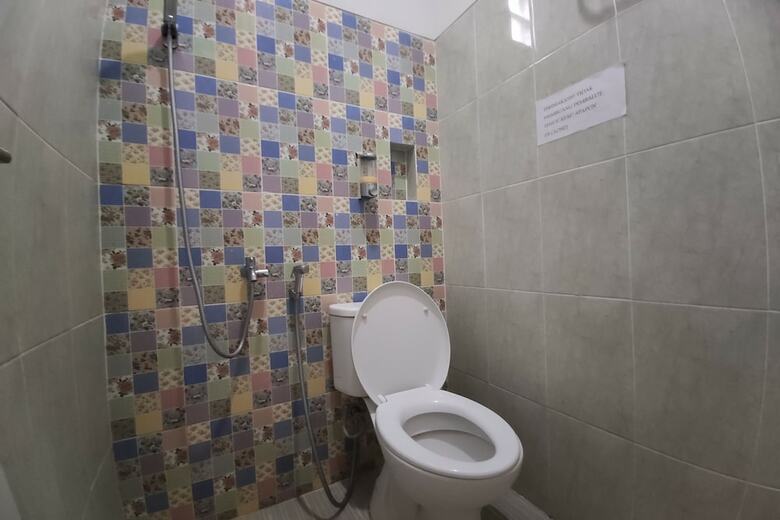 Hostal Spot On 2789 Omah Jenitra Syariah