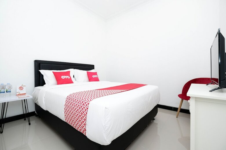 Hotel Oyo 1611 Four D'home
