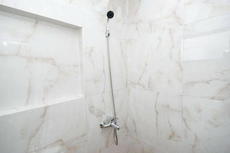 Hotel Oyo 1611 Four D'home