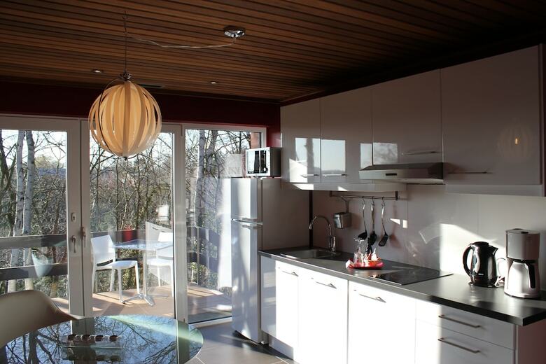 Green Hill Apartment