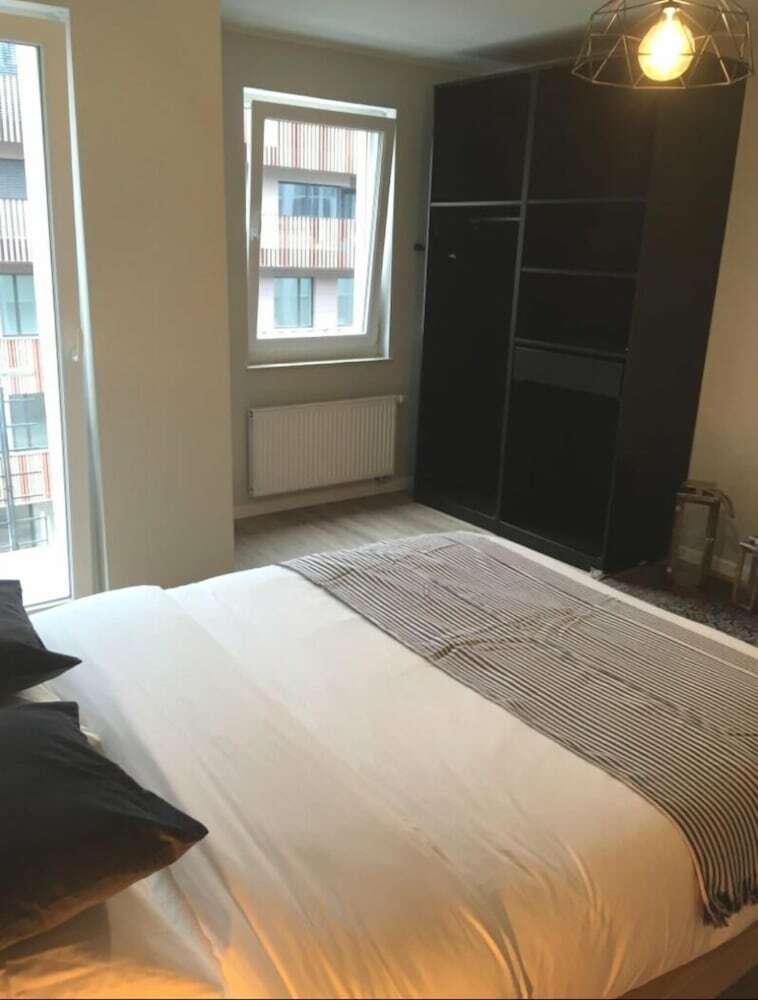 Apartamentos Luxury Large 4 Beds, 3 Balconies, 110 M2 - Free Parking