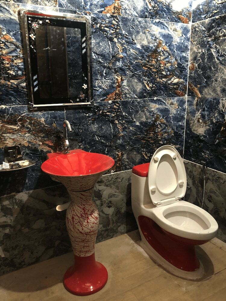 Hotel Rakatal Rocks Resort