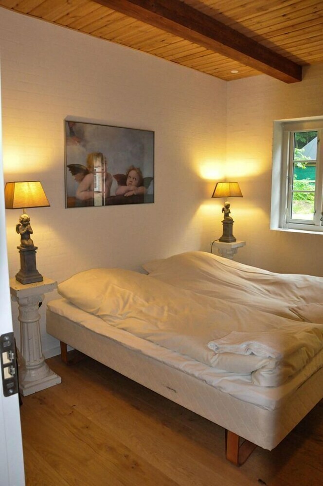 Jomfrubakken Bed And Breakfast