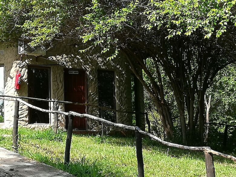 Posada Mount Hermon Safari Cottages