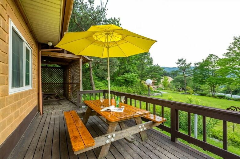 Hongcheon Valley Pension