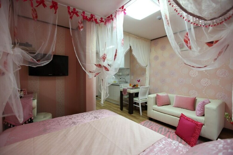 Platy Pension