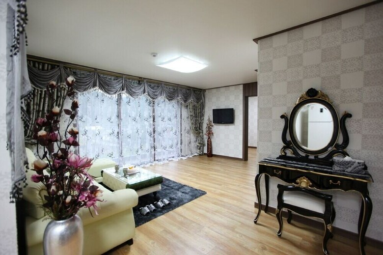 Platy Pension