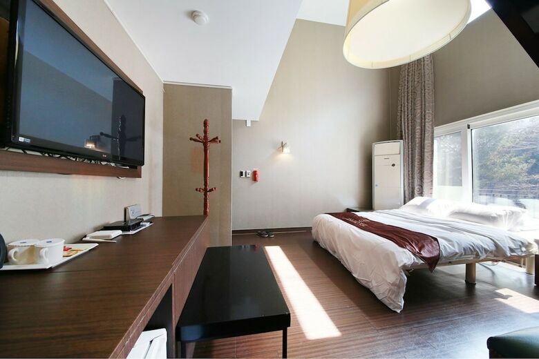 Hotel Jangheung Joatel