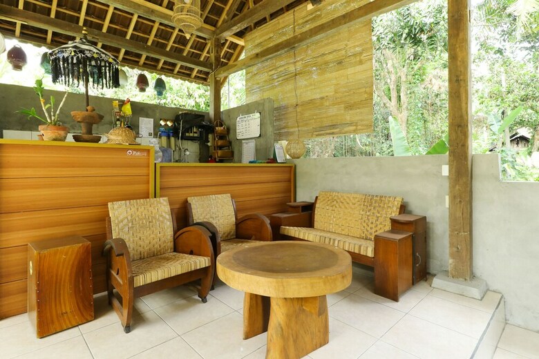 Hotel Kafein House Sangeh