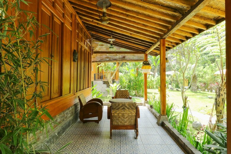 Hotel Kafein House Sangeh