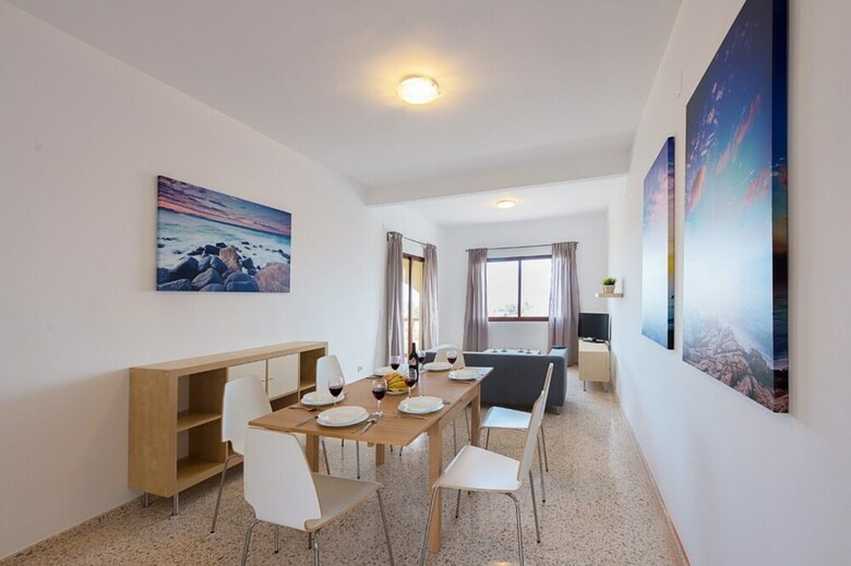 Villa - 12 Bedrooms With Pool And Wifi - 104971