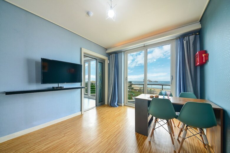 Hotel Goseong Bokee House