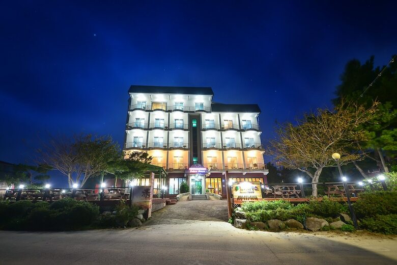 Hotel Goseong Bokee House