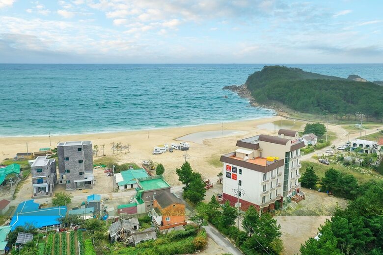 Hotel Goseong Bokee House