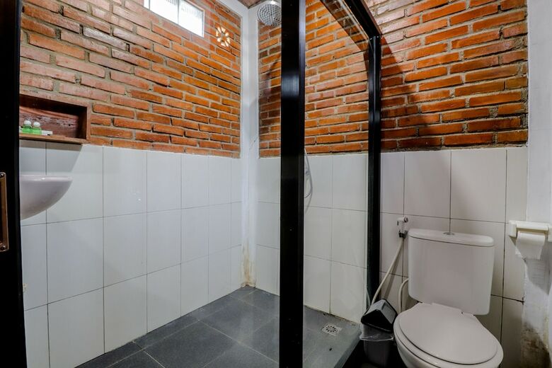 Hotel Homestay Omah Mbesi