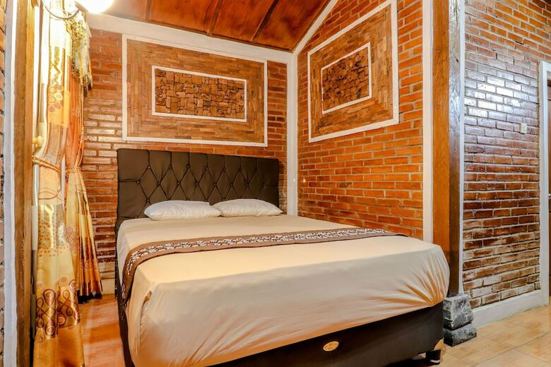 Hotel Homestay Omah Mbesi