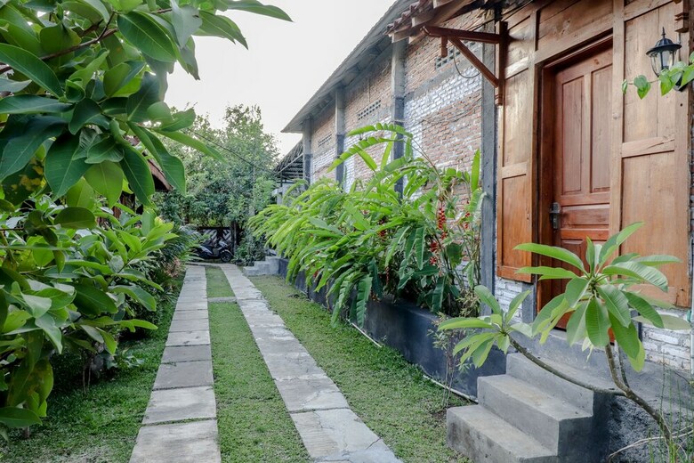 Hotel Homestay Omah Mbesi