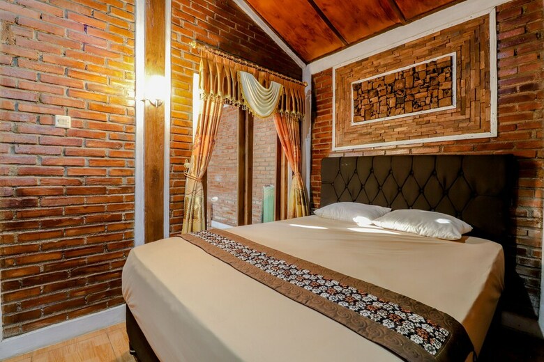 Hotel Homestay Omah Mbesi